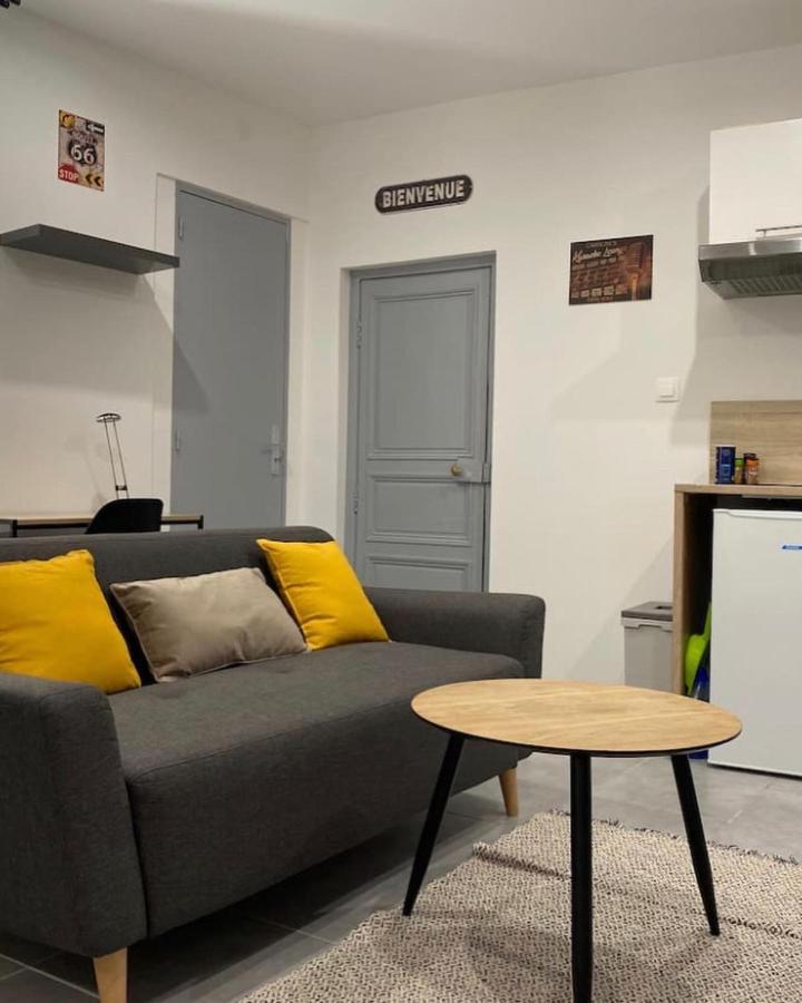 Studio 23M2 Moderne Hypercentre - Arenes A 2 Min 尼姆 外观 照片