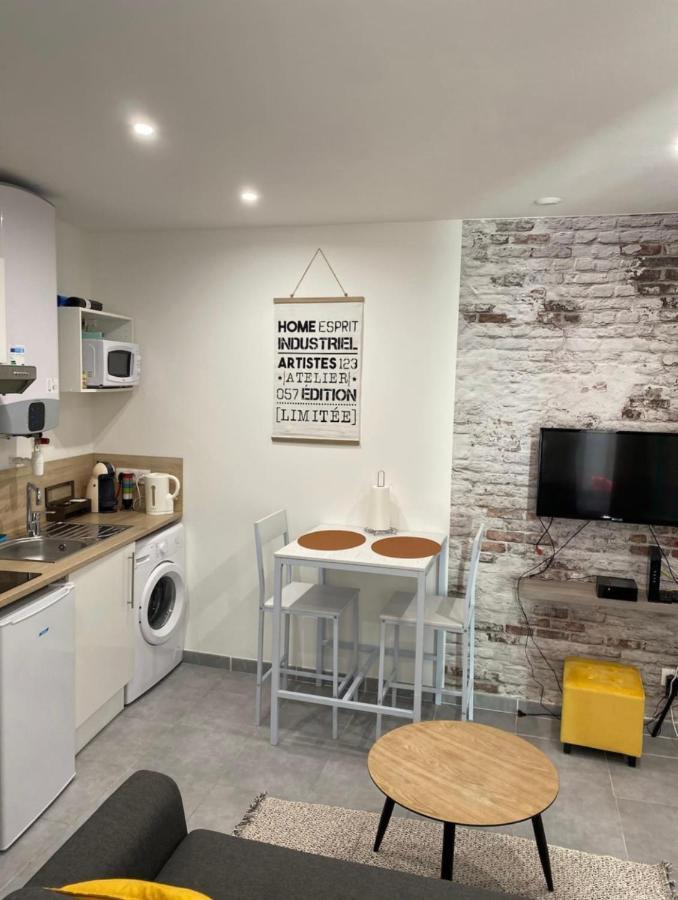 Studio 23M2 Moderne Hypercentre - Arenes A 2 Min 尼姆 外观 照片